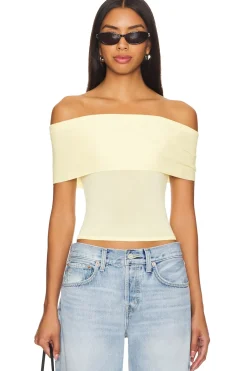 Hot Anita Top Tops